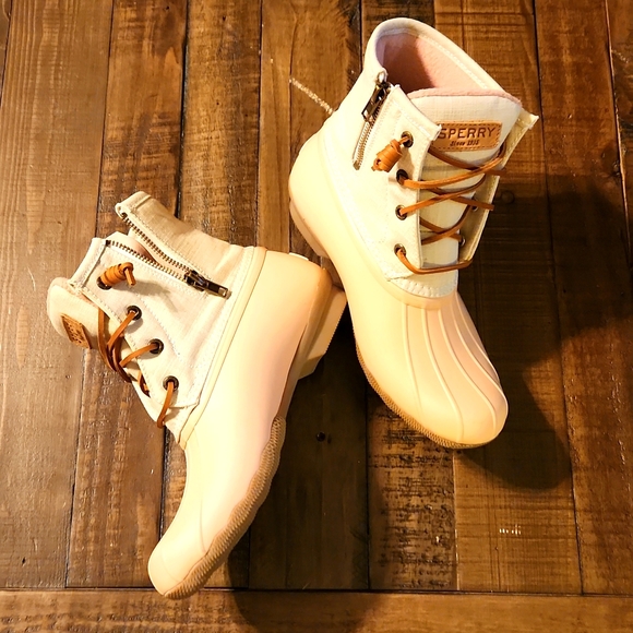 Sperry Shoes - Women's size 7 Pink and Tan Sperrys Waterproof Duck Boots